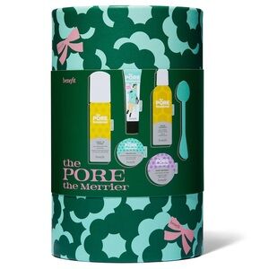 Benefit The PORE the Merrier Pore Make-up and Skincare.